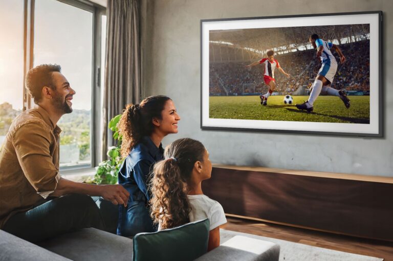 Este Día del Padre aprovecha las ofertas exclusivas de Samsung y sorprende con los televisores potenciados con inteligencia artificial
