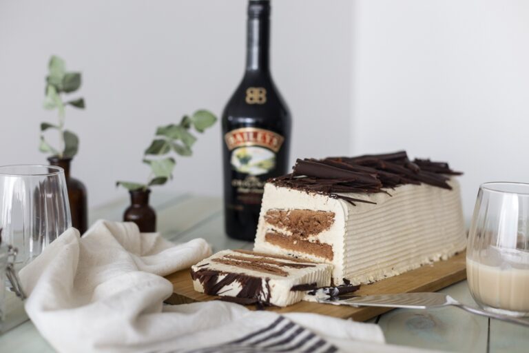 ¡Sorprende a papá con una torta de Baileys de La Berlín!
