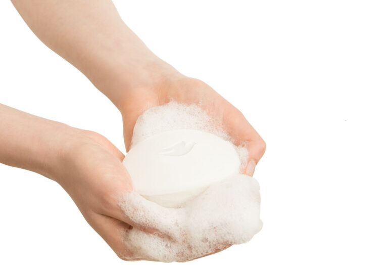 9 de cada 10 mujeres* cambiaron su jabón habitual tras un nuevo desafío de la icónica barra de belleza Dove