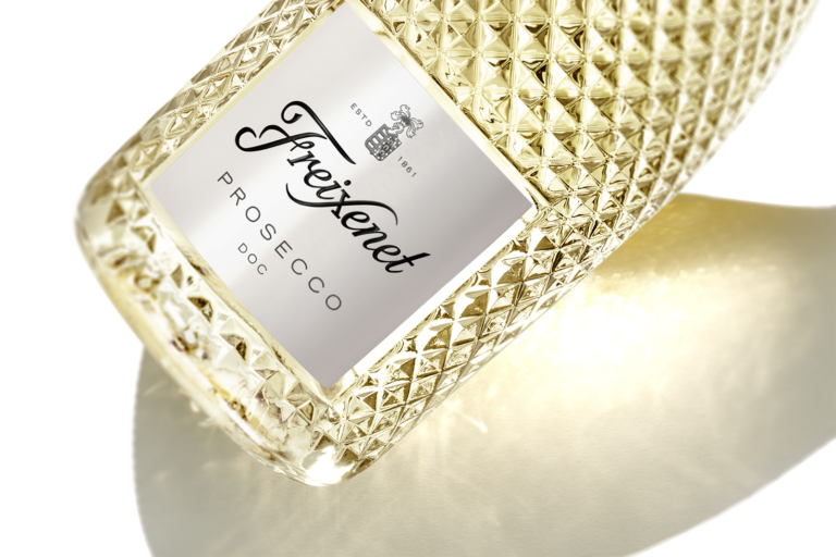 Celebra el Día Internacional del Prosecco: Un brindis a la historia y tradición del espumoso italiano