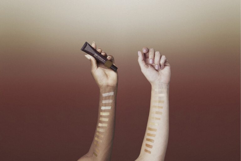 Glow Up de primavera: Descubre las tendencias de maquillaje con Natura UNA