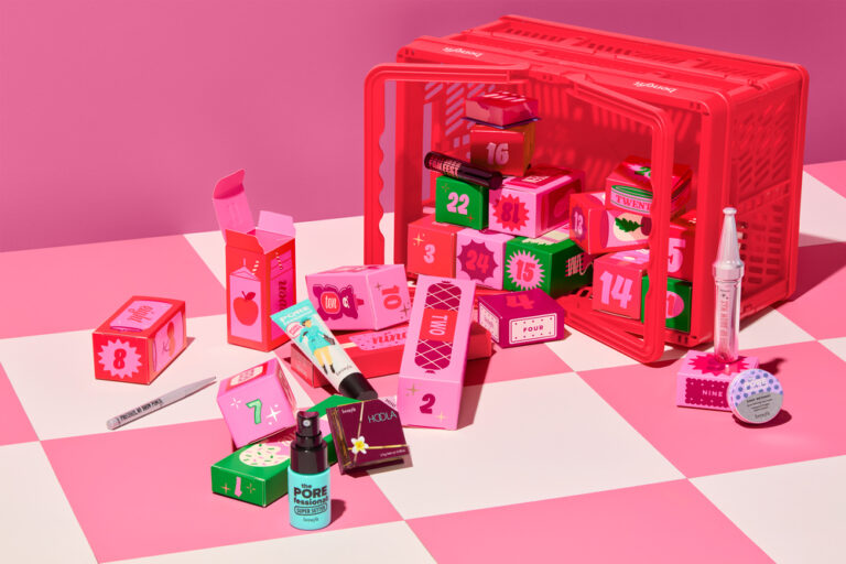 ¡Atención benefam, el BENEMART está abierto!: Conoce los increíbles kits navideños de Benefit