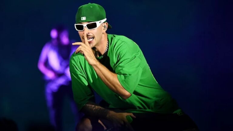 Feid vuelve a Chile con su “FERXXOCALIPSIS TOUR 2024”