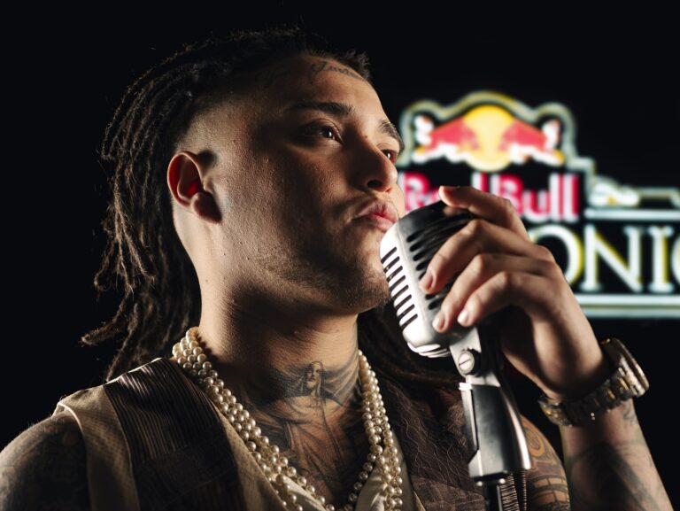 Red Bull Symphonic llega a Chile junto a Pablo Chill-E para celebrar el legado del Trap Nacional