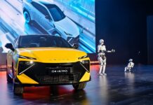 Robots, IA y electrificación: la movilidad del futuro está en la Cumbre de OMODA | JAECOO 2025